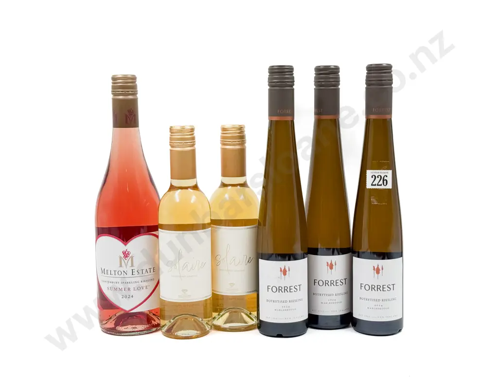 NZ Six Assorted Dessert Wines Image 1++