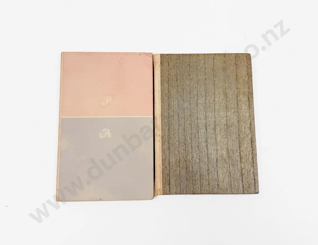 Boxwood And Graver Image 1++