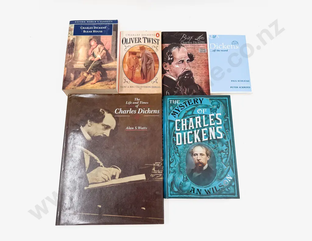 A N Wilson - The Mystery of Charles Dickens & Five Others Image 1++