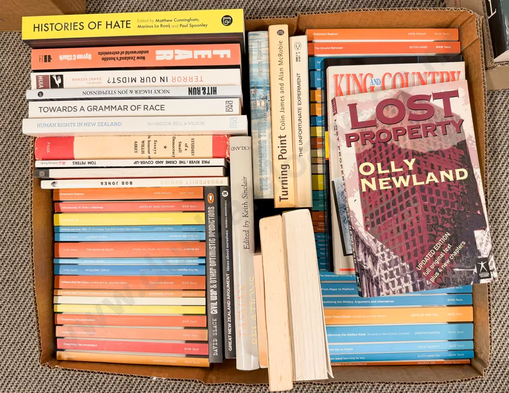 Carton Mainly NZ Money Management Image 1++