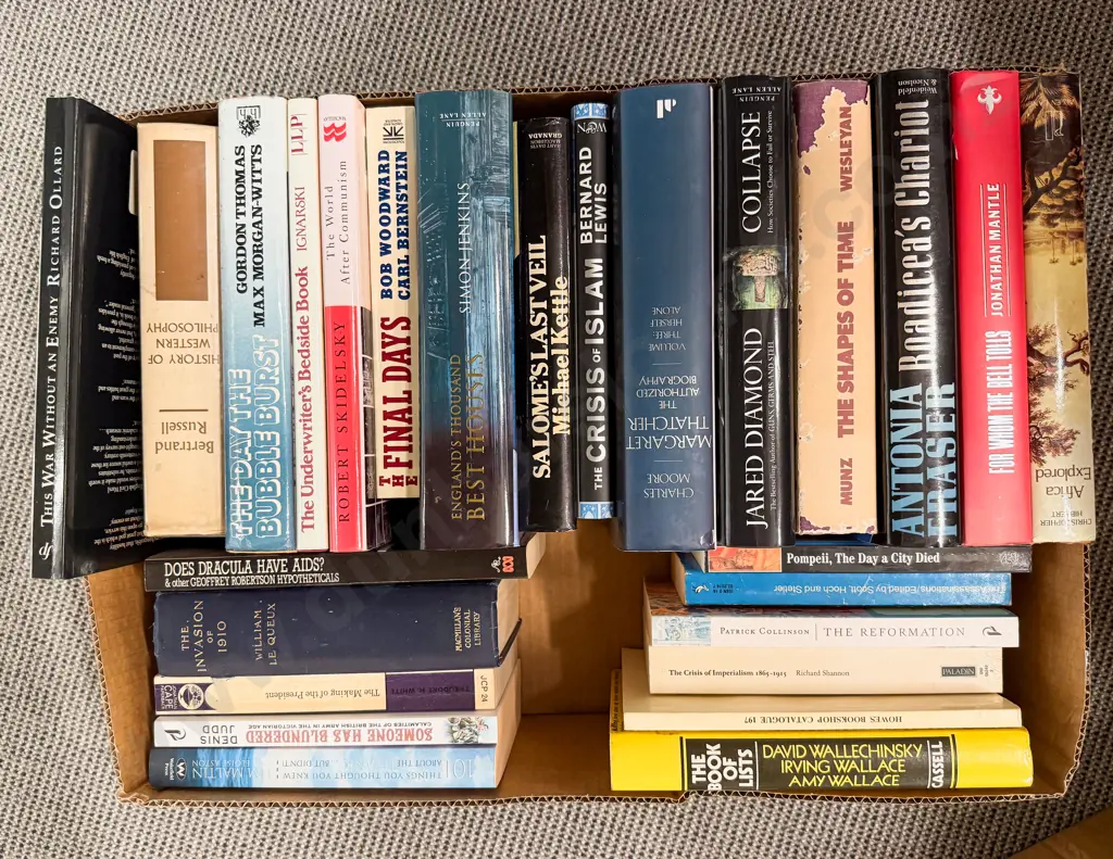 Carton Assorted History & Biographies Image 1++