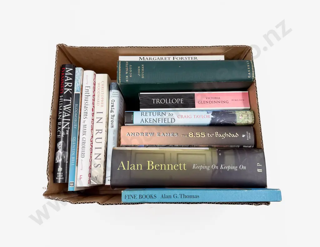 Carton Assorted Biographies Image 1++