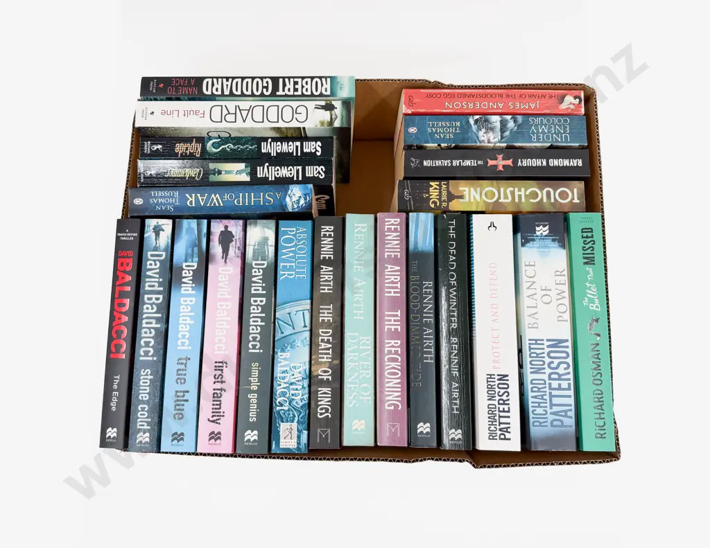 Box Assorted Modern Crime Fiction Image 1++