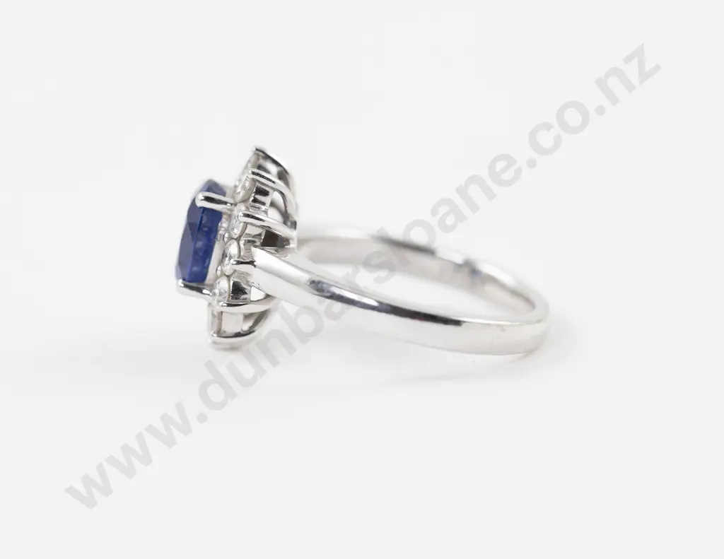 18ct White Gold 13Stone Sapphire and Diamond Cluster Ring Image 1++