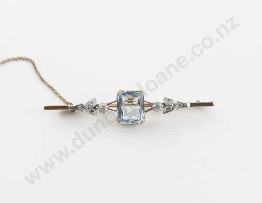 18ct and Platinum Nine Stone Aquamarine and Diamond Bar Brooch Image 1++