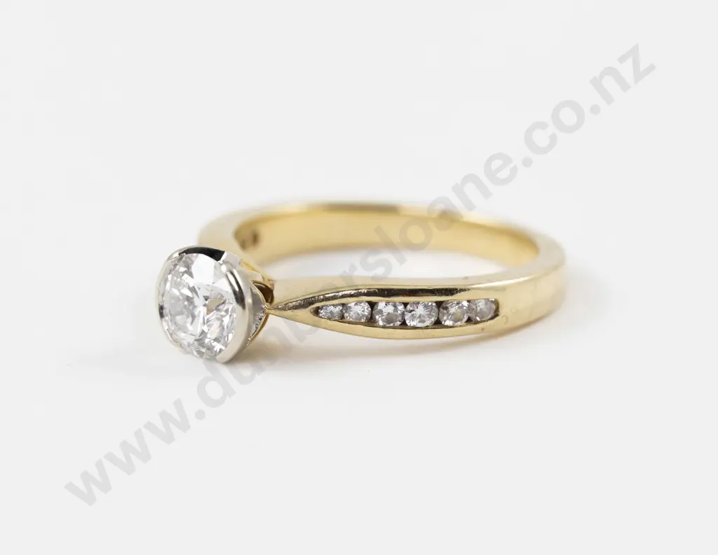 18ct Solitaire Diamond Ring Image 1++