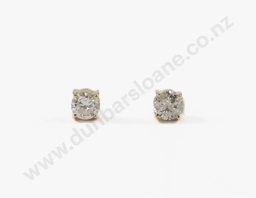 Pair 14ct Single Diamond Stud Earrings Image 1++
