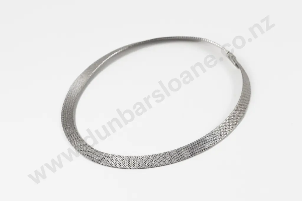 18ct White Gold Mesh Chocker Necklace Image 1++