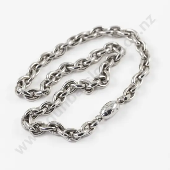 Heavy 9ct White Gold Curb Link Neck Chain