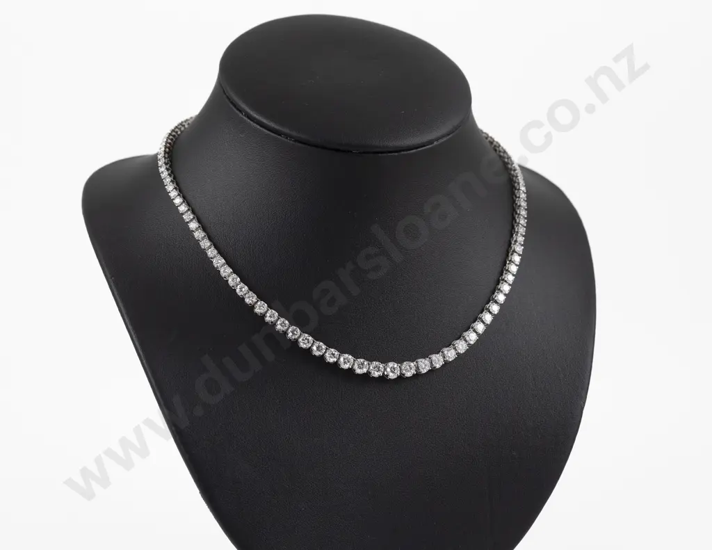 18ct White Gold 108Stone Diamond Necklace Image 1++