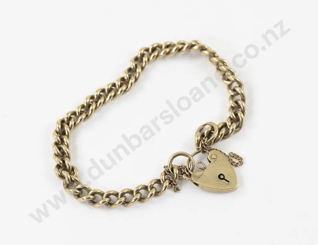 9ct Curb Link Bracelet with Heart Padlock Clasp Image 1++