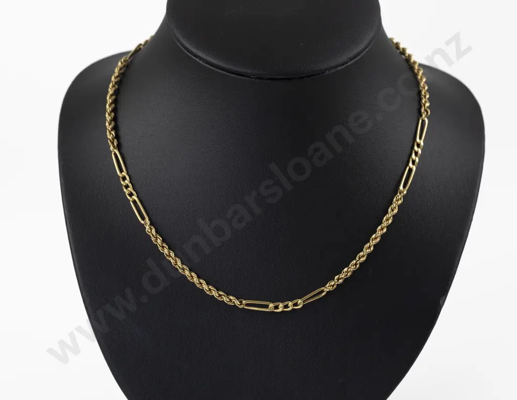 18ct Fancy Link Neck Chain Image 1++