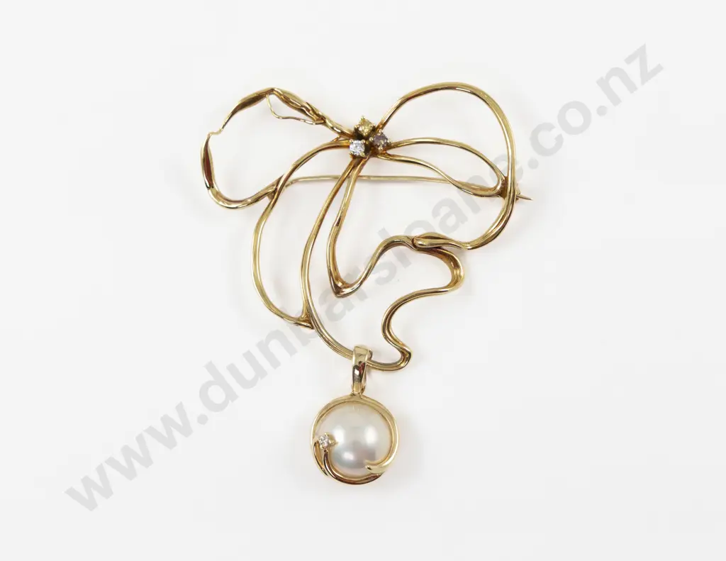 18ct Pearl and Diamond Ribbon Bow Brooch Image 1++