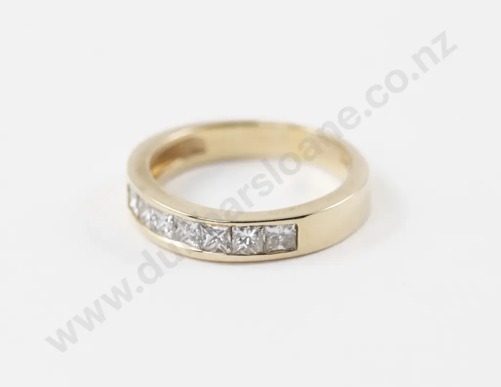 14ct Seven Stone Diamond Band Ring Image 1++