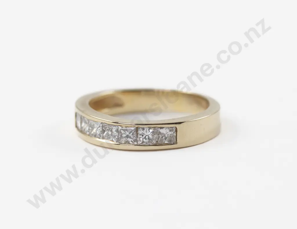 14ct Seven Stone Diamond Band Ring Image 1++