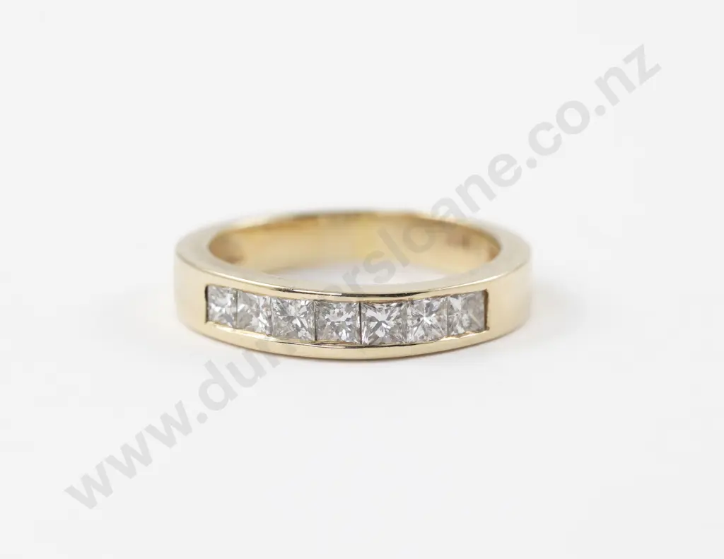 14ct Seven Stone Diamond Band Ring Image 1++