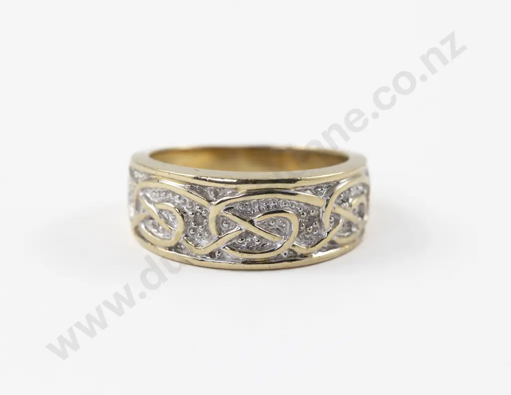 9ct Celtic Knot Design Band Ring Image 1++