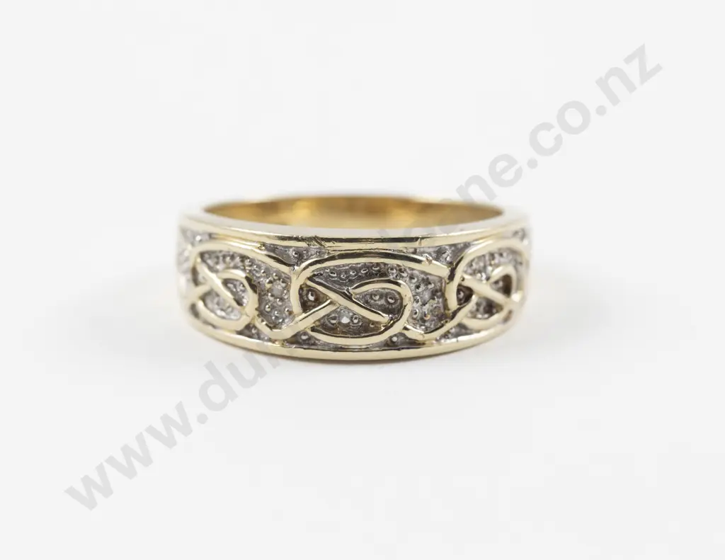 9ct Celtic Knot Design Gents Band Ring Image 1++