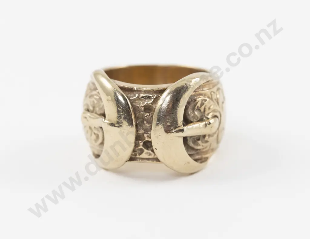 9ct Large Engraved Buckle Band Ring Image 1++