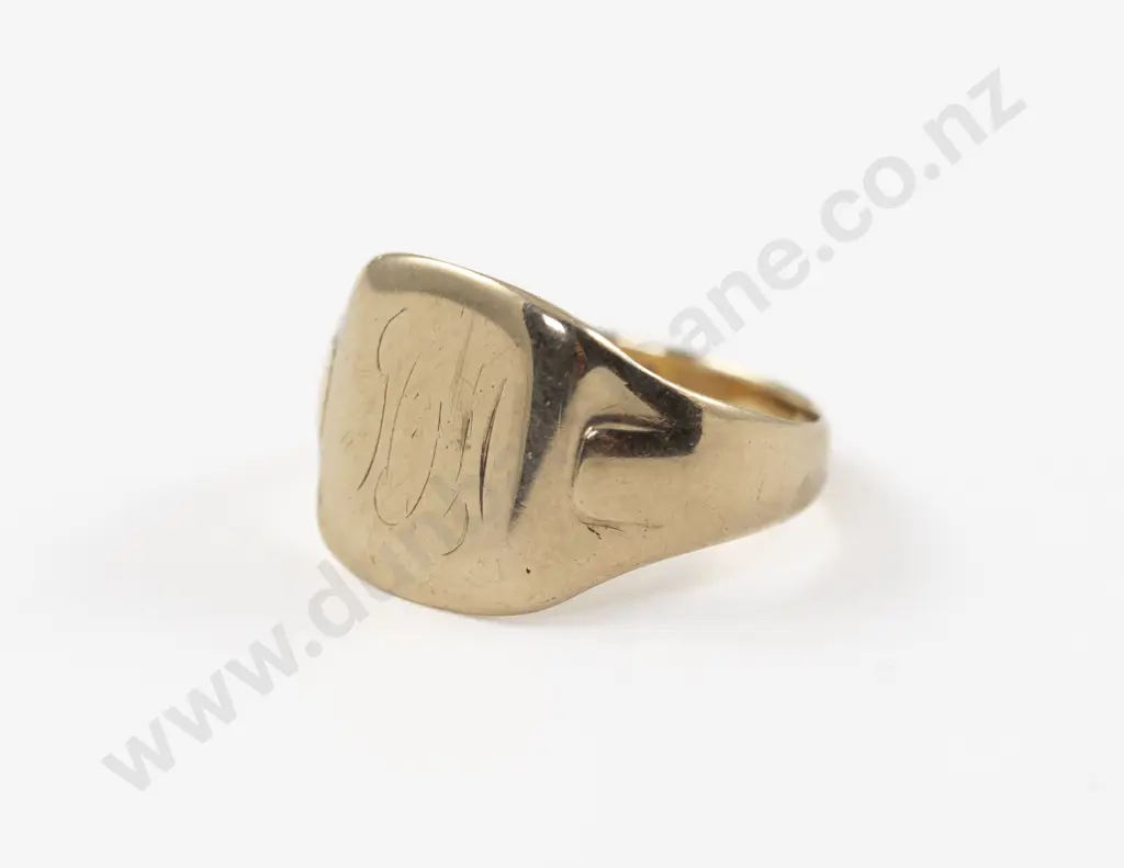 9ct Signet Ring Image 1++