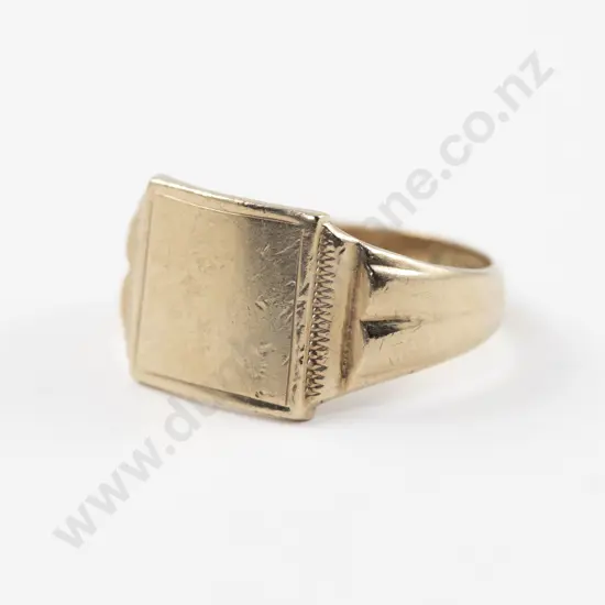 9ct Plain Signet Ring