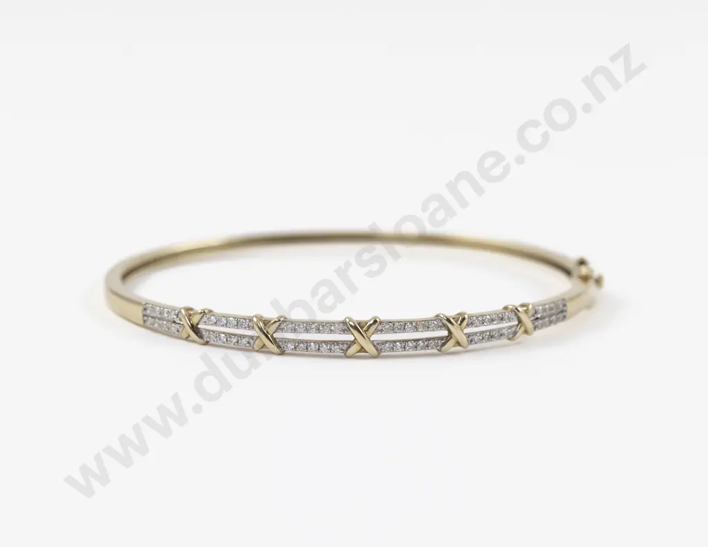 9ct 52Stone Diamond Hinged Snap Bangle Image 1++