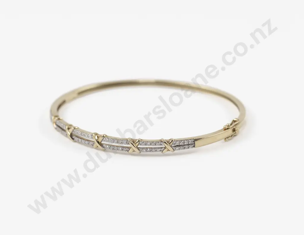 9ct 52Stone Diamond Hinged Snap Bangle Image 1++