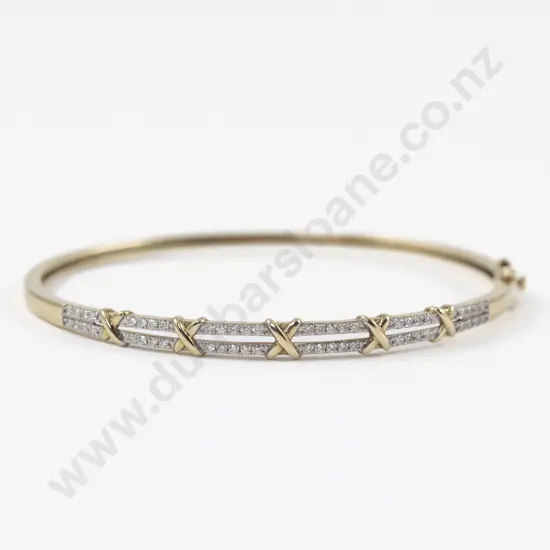 9ct 52Stone Diamond Hinged Snap Bangle