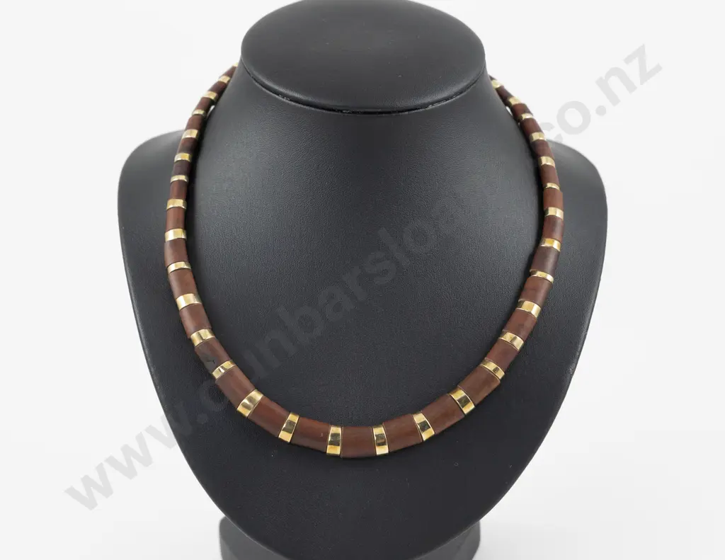 14ct Yellow Gold and Red Beech Beaded Necklace Image 1++