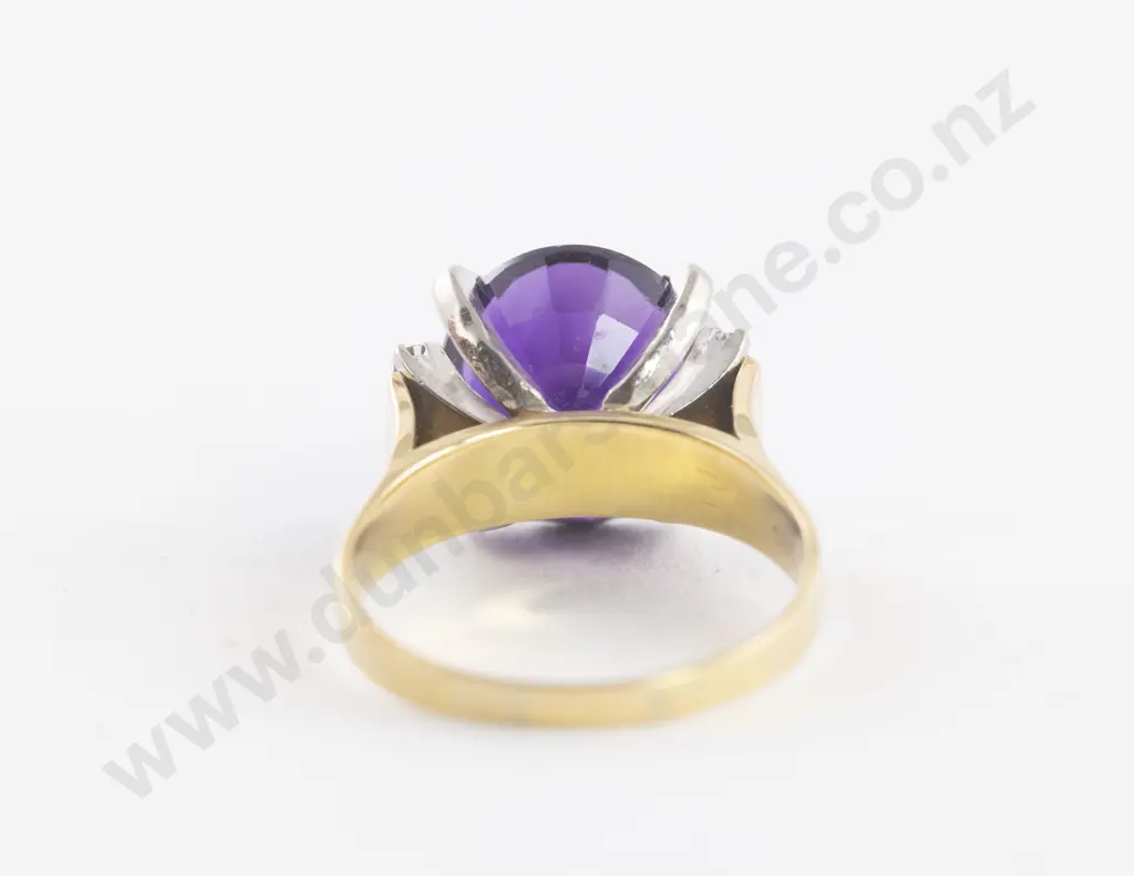 18ct Single Amethyst and Diamond Dress Ring Image 1++