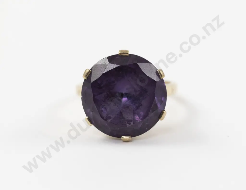 9ct Single Amethyst Dress Ring Image 1++
