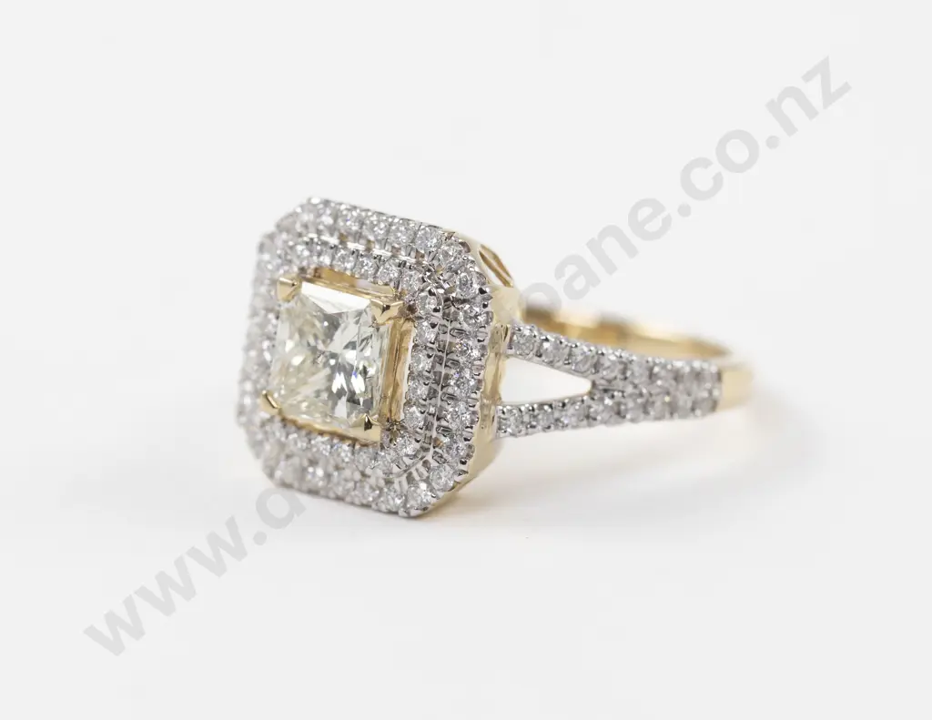 14ct 113Stone Diamond Cluster Ring Image 1++