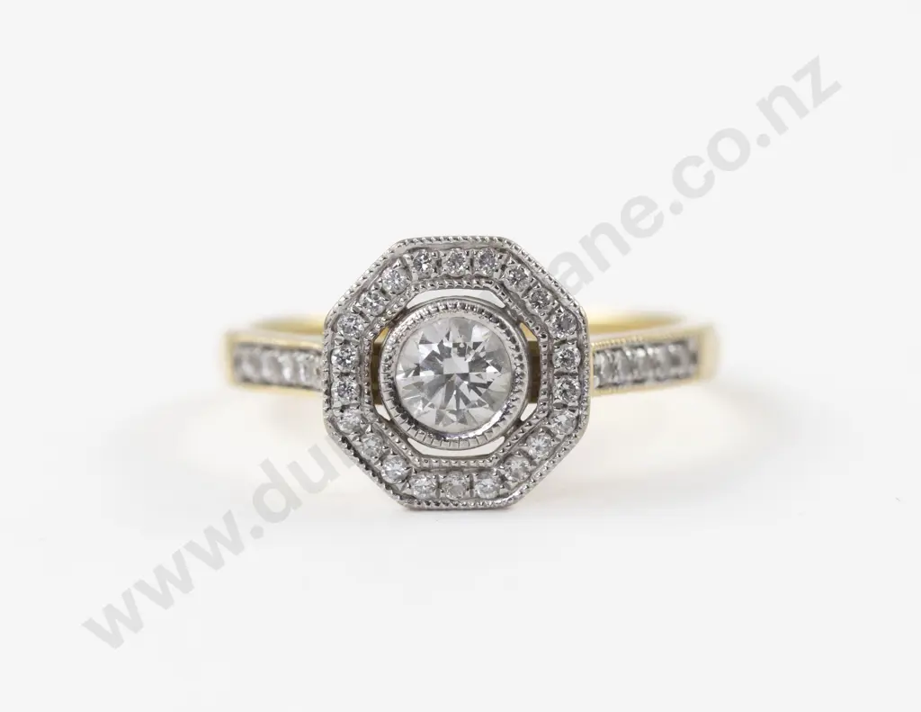 18ct Yellow and White Gold 33Stone Diamond Cluster Ring Image 1++