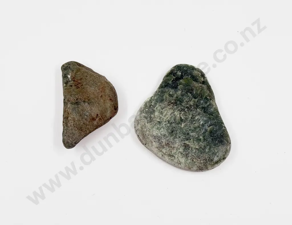 Two Small NZ Greenstone Pieces Image 1++