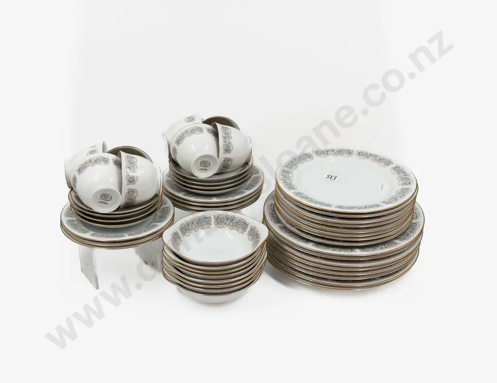 Japanese Part Dinner Set Image 1++