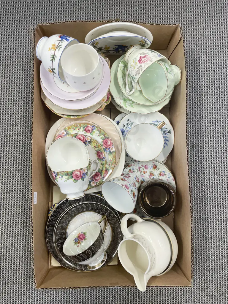 Box Qty of Assorted Fancy China Image 1++
