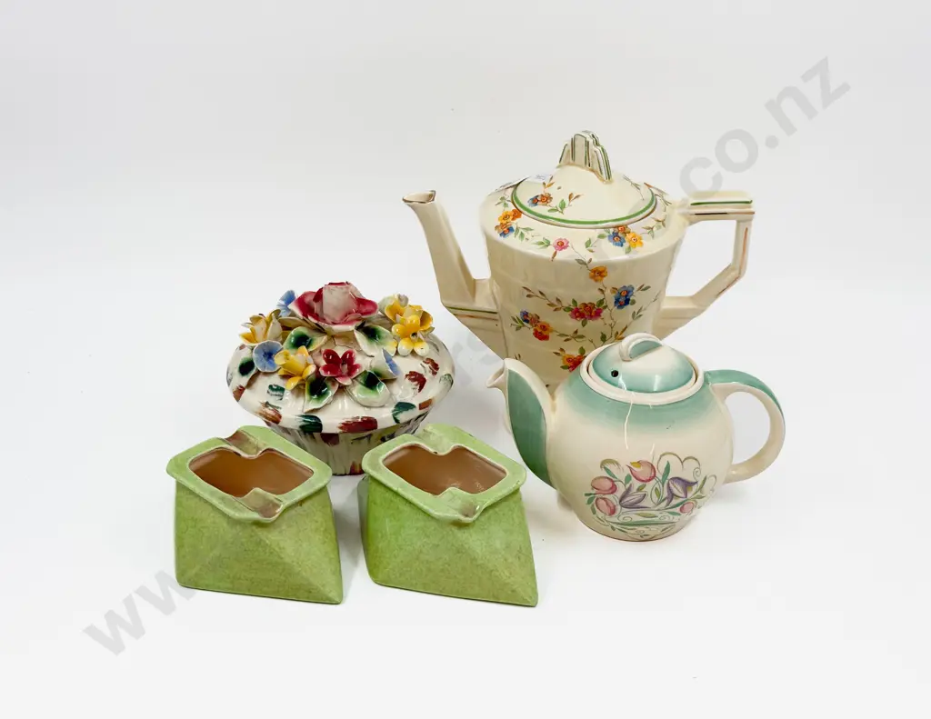 Small Qty of Fancy China Image 1++