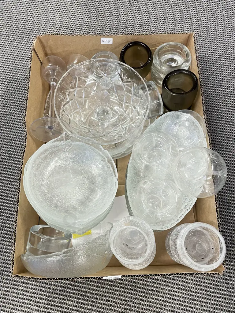 Qty of Assorted Crystal and Glassware Image 1++