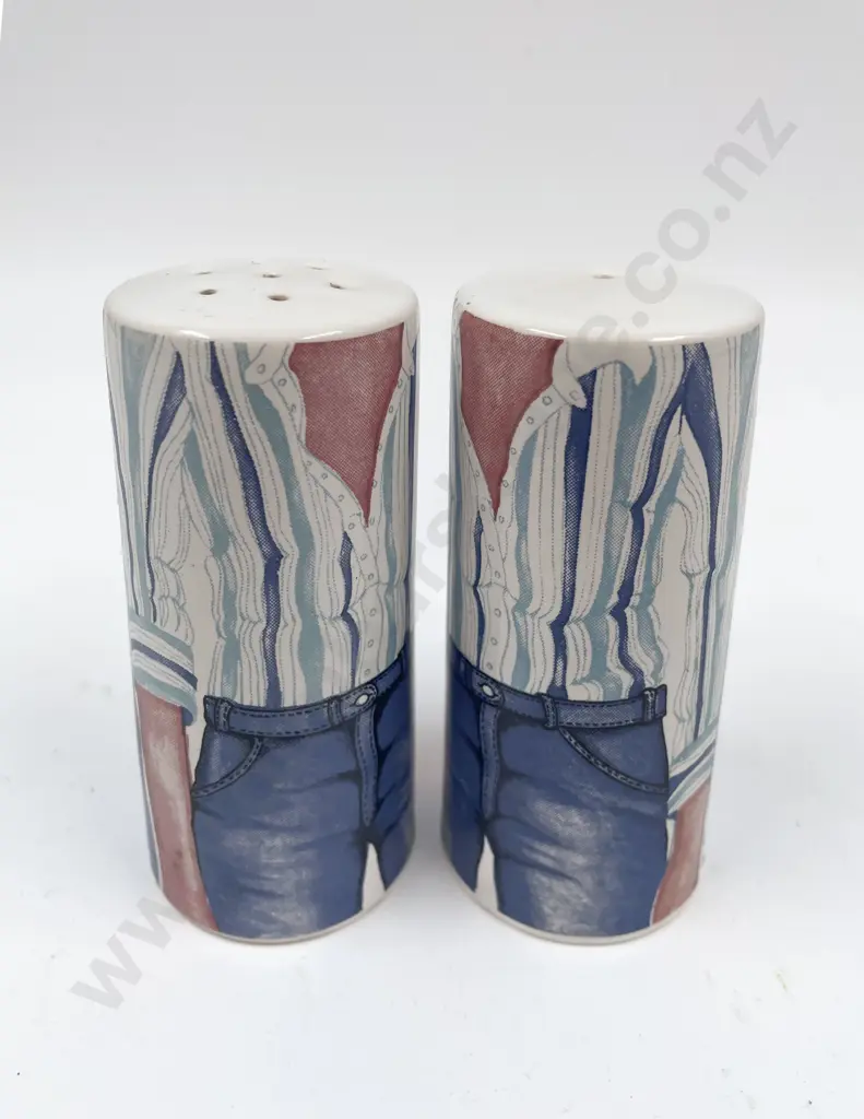 Box Qty Of Assorted China and Ornaments including Carltonware Novelty Salt & Pepper Shakers Image 1++