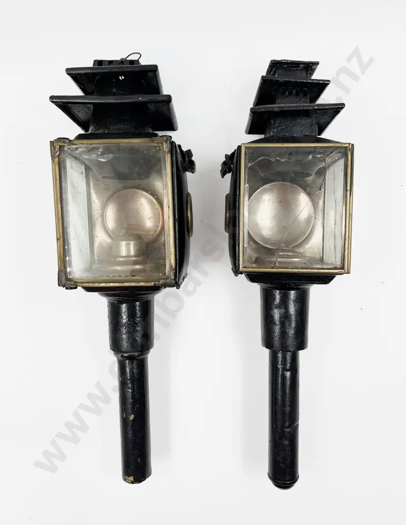 Two Vintage Carriage Lamps Image 1++