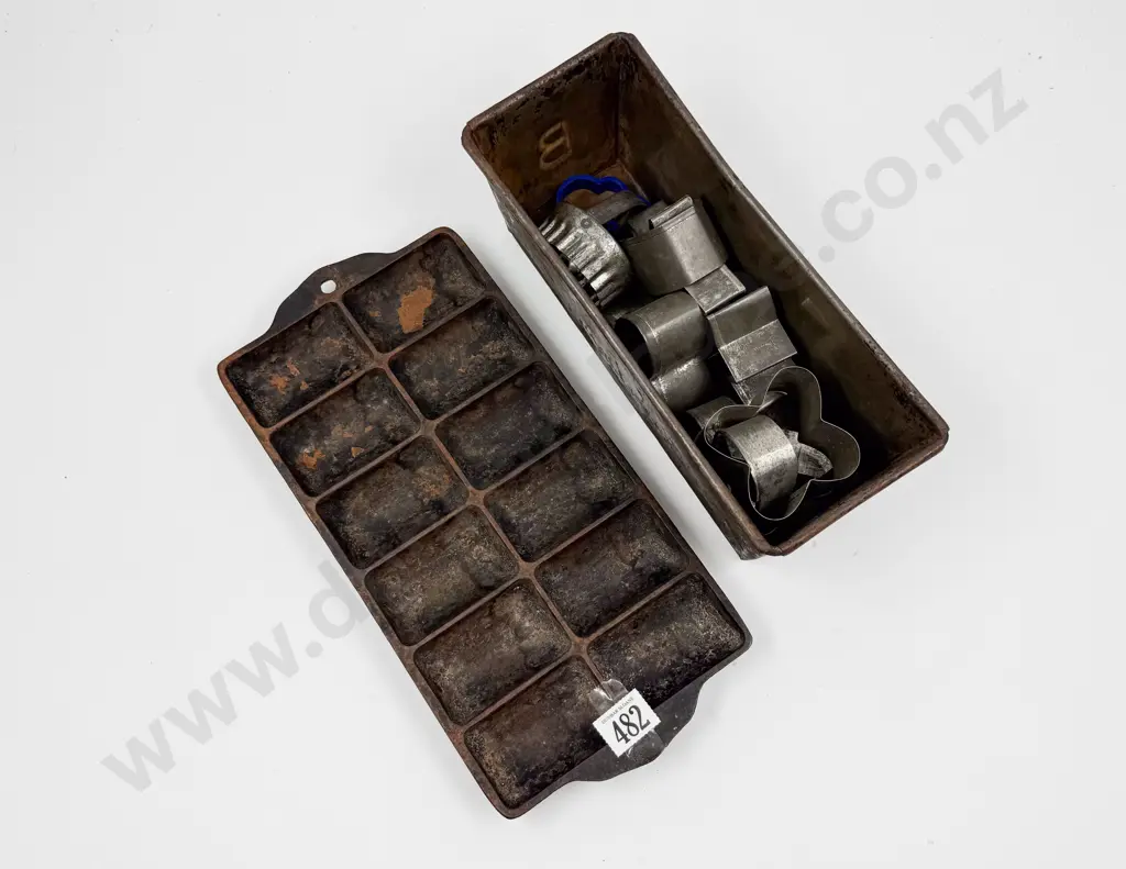 Wrought Metal Gem Iron & Cookie Cutters Etc Image 1++