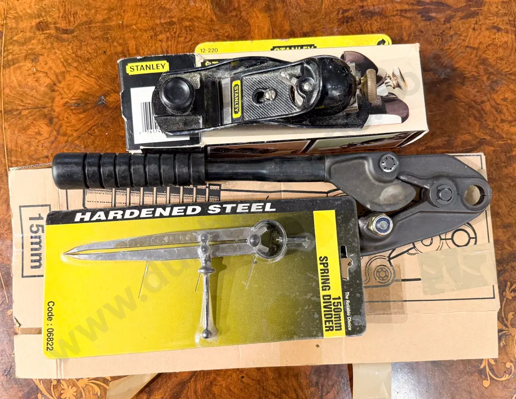 Boxed Modern Stanley Block Plane with Boxed Precision Crimping Tool etc Image 1++