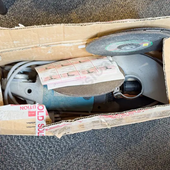 Makita Angle Grinder