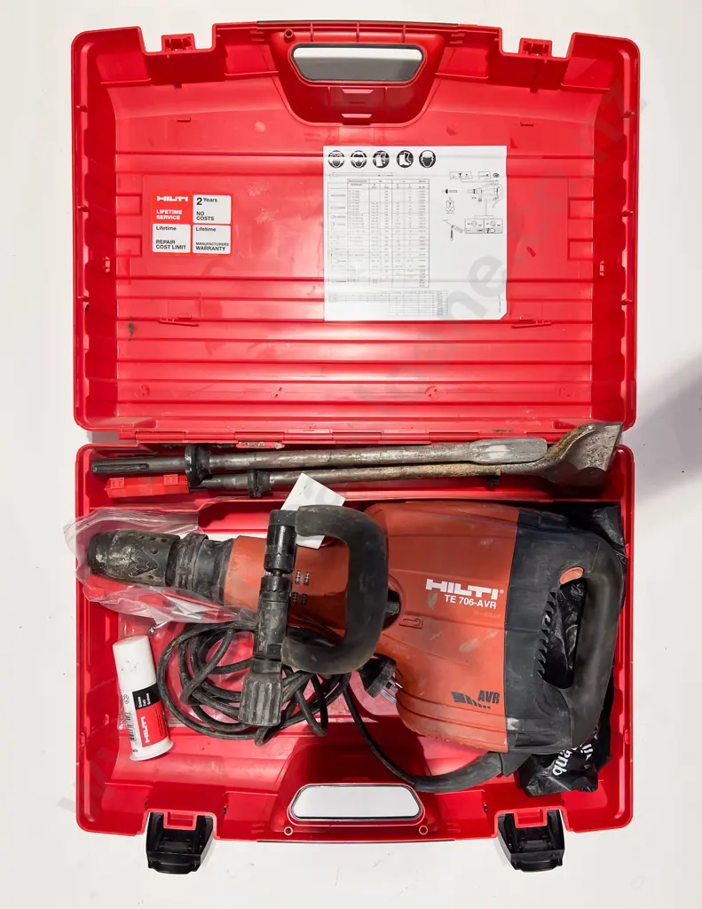 Hilti TE 706  Hammer Drill in Case Image 1++