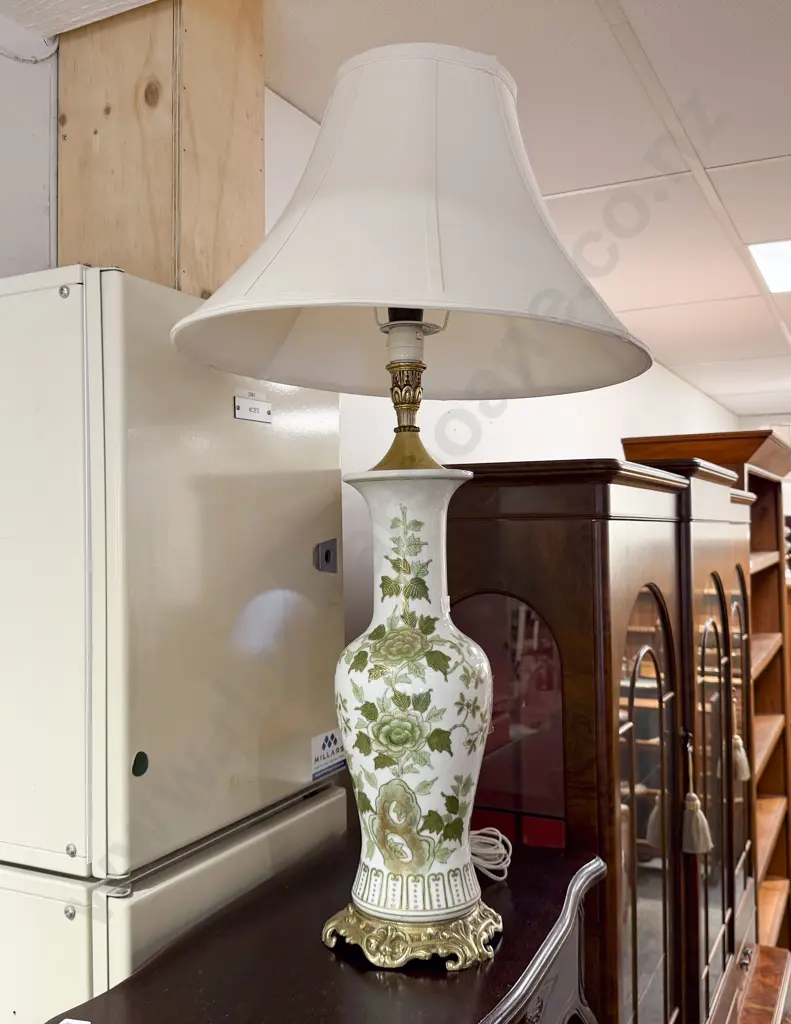 Vase Form Table Lamp with Gilt Metal Decorations Image 1++