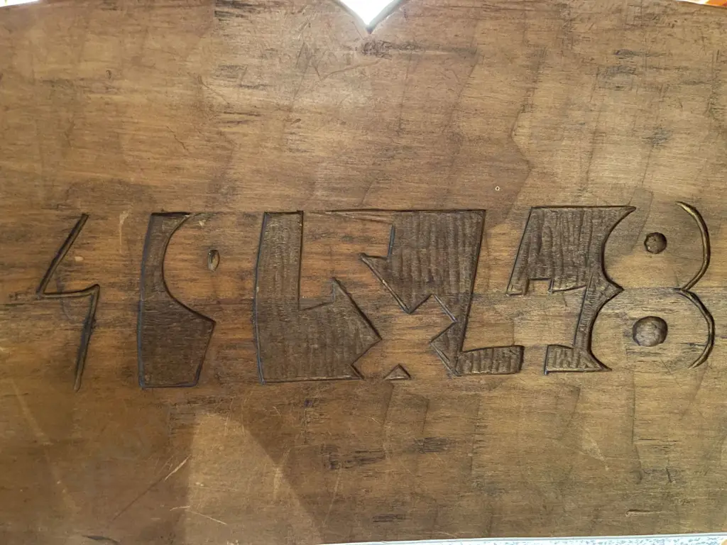 Chapman Taylor Refectory Dining Table & Six Dining Chairs Image 1++