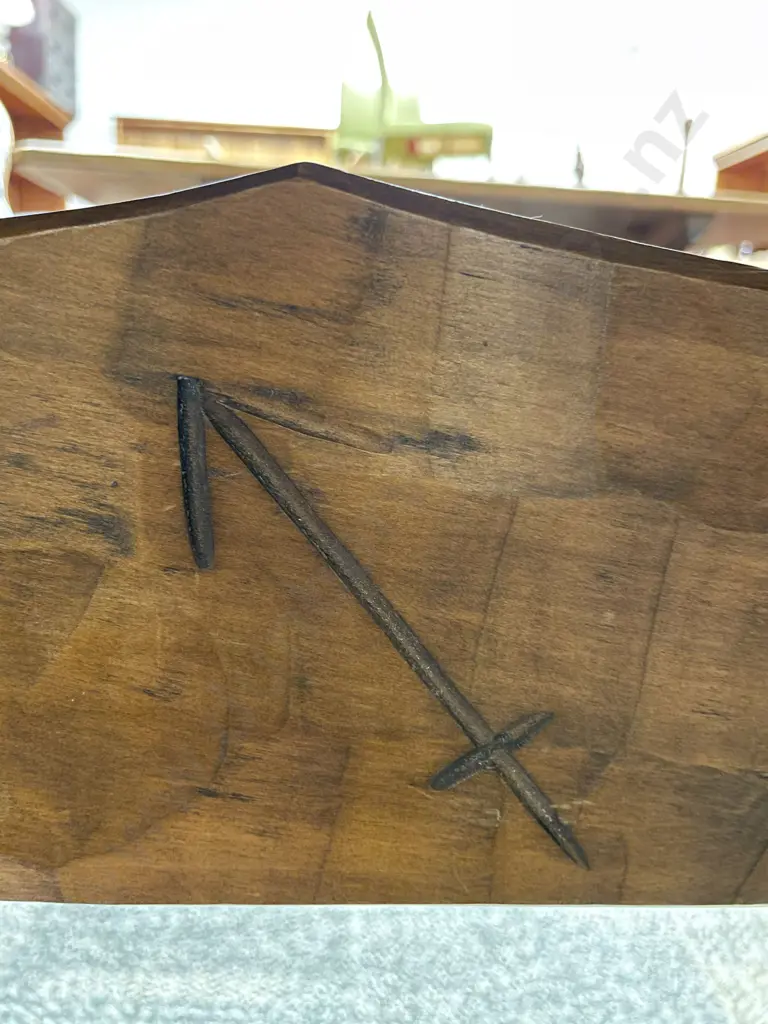 Chapman Taylor Dining Table Image 1++