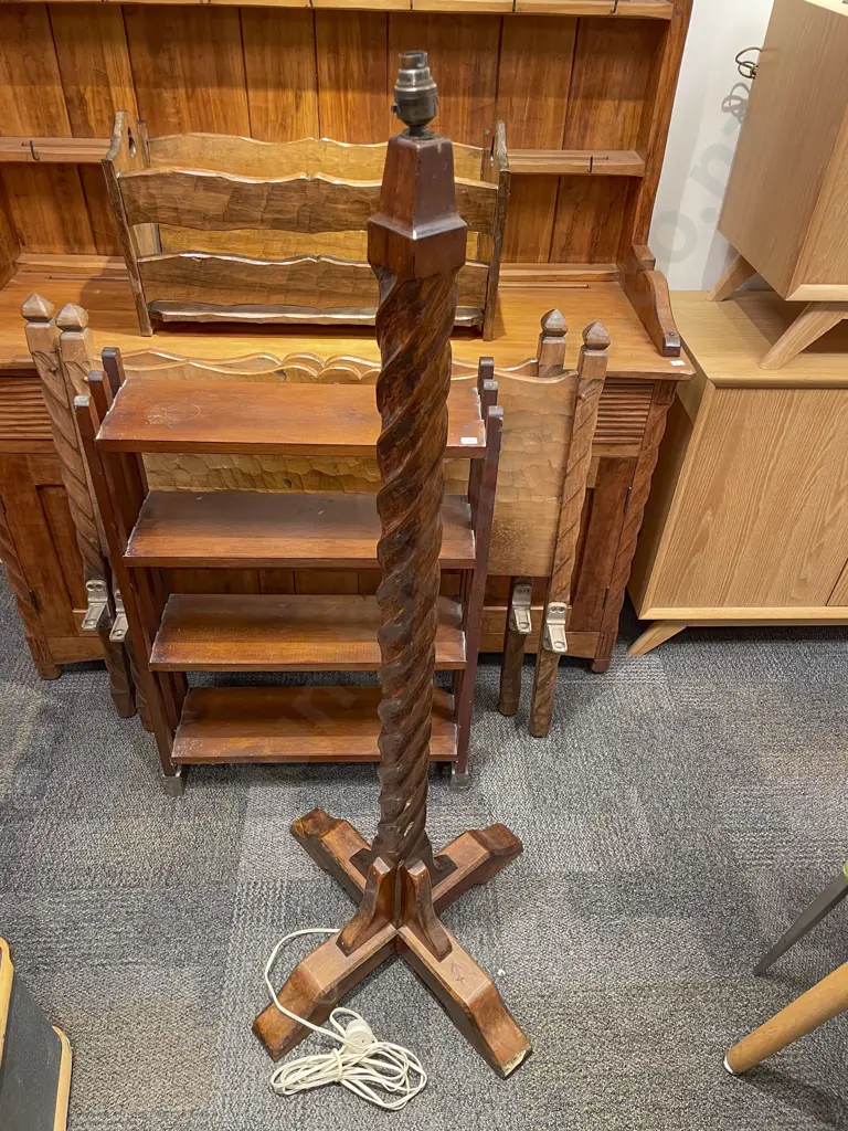 Chapman Taylor Standard Lamp Image 1++