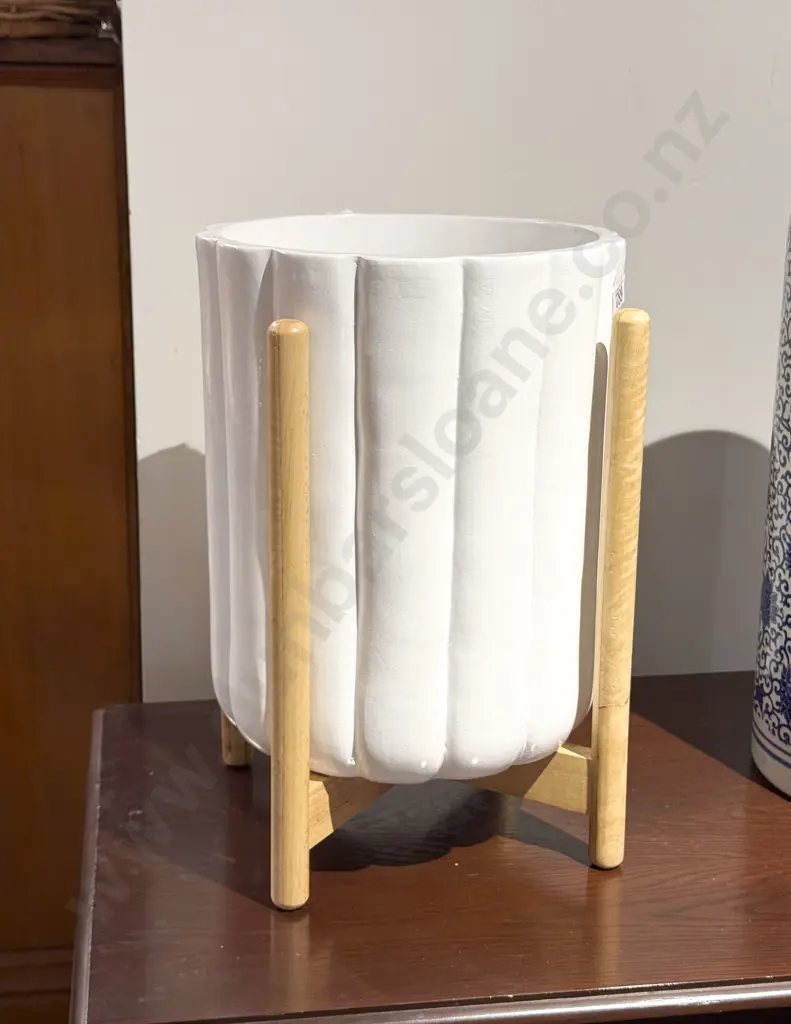 Modern Ceramic Planter on Wooden Stand Image 1++