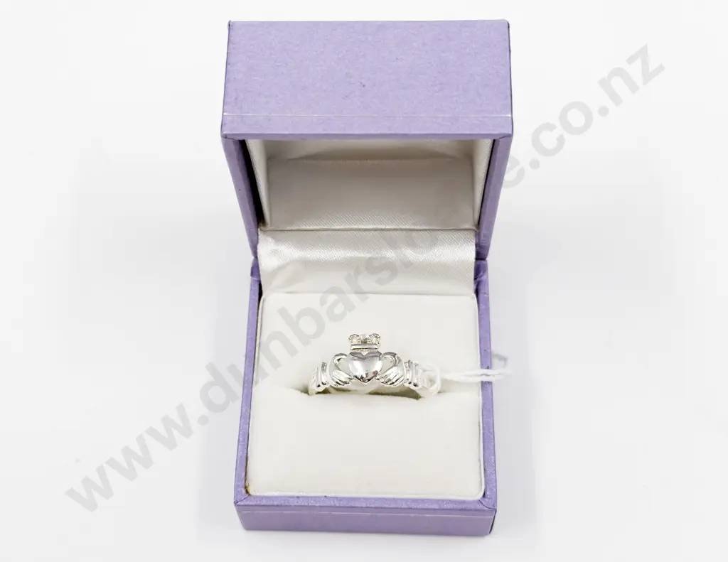 Sterling Silver Claddagh Ring Image 1++